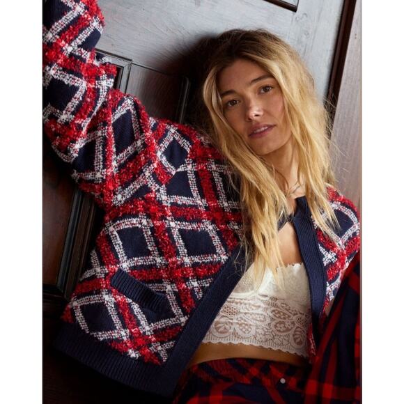 Aerie Chelsea Plaid Cardigan Sweater Jacket Small Shacket Red Navy Blue - Picture 1 of 10